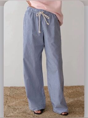 Donni. Pop Pant. Size M